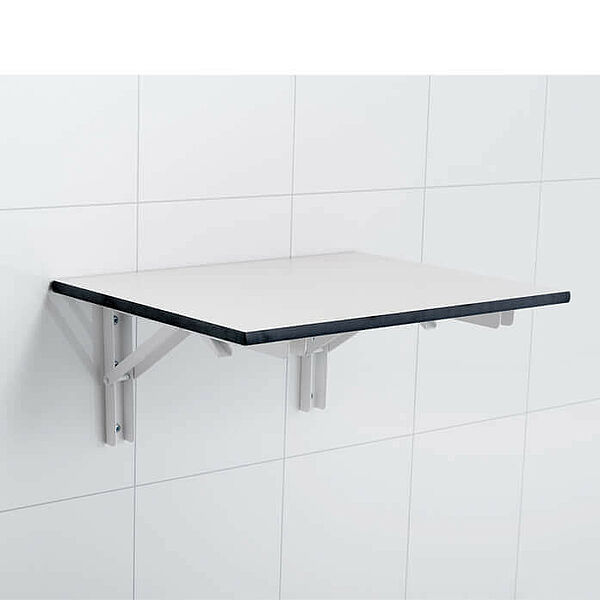 Fällbar hylla i kompaktlaminat